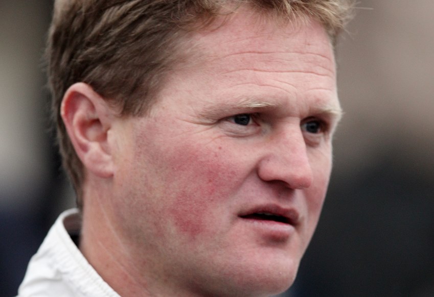 You are currently viewing Barry O’Neill edges ahead in riders’ championship