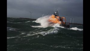 Read more about the article Rosslare Harbour RNLI assists motor cruiser