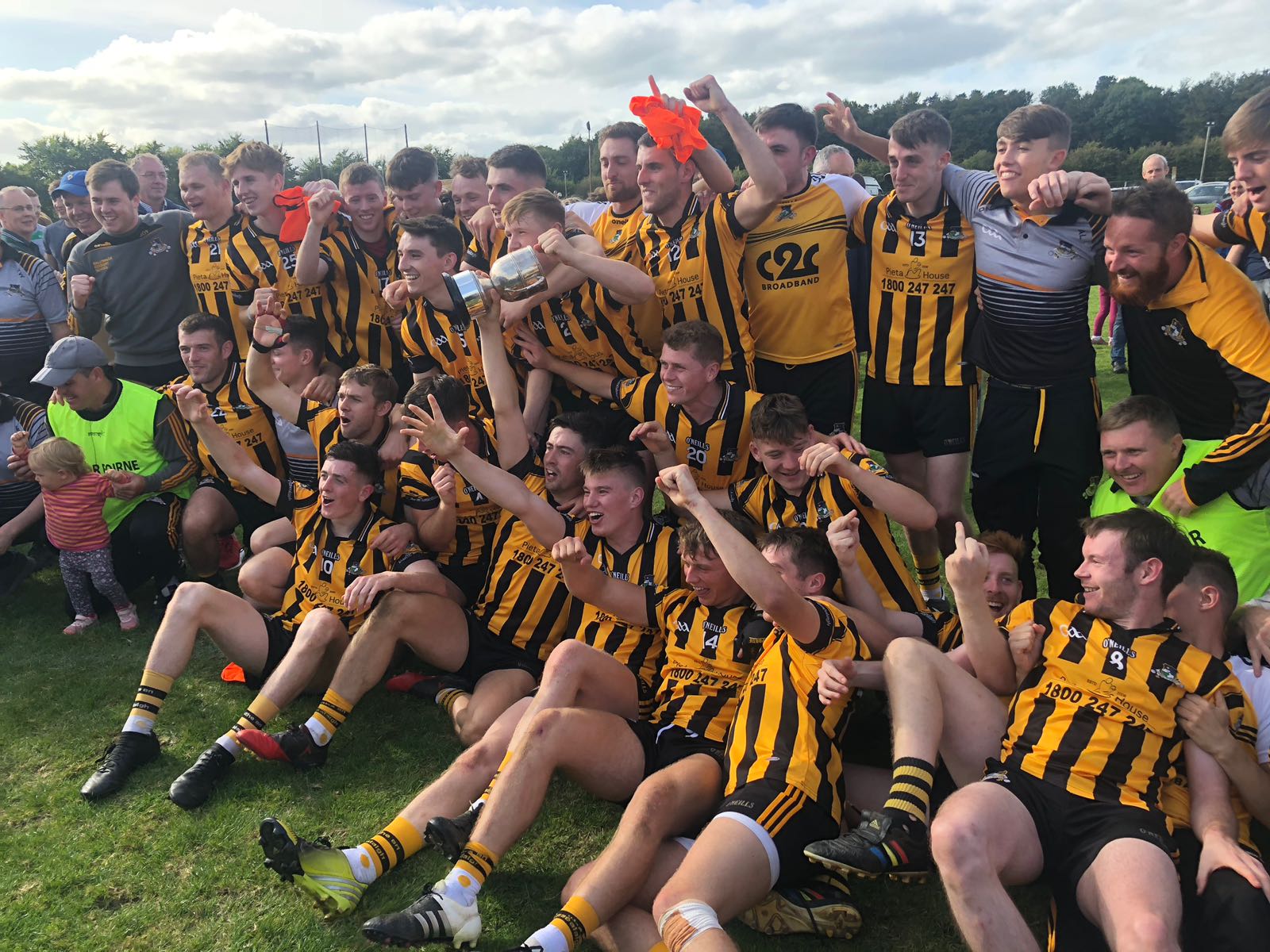 Read more about the article Hurling or Football for Frank