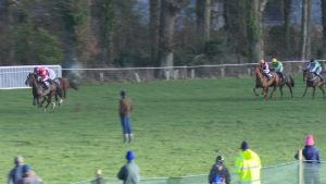 Read more about the article Proper Ticket wins for one horse Robert