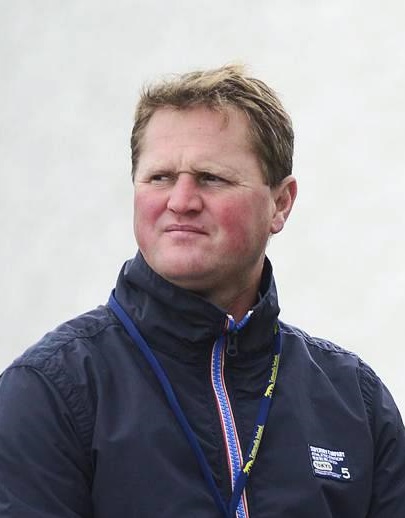 You are currently viewing Colin Bowe is on 40 and in flying form