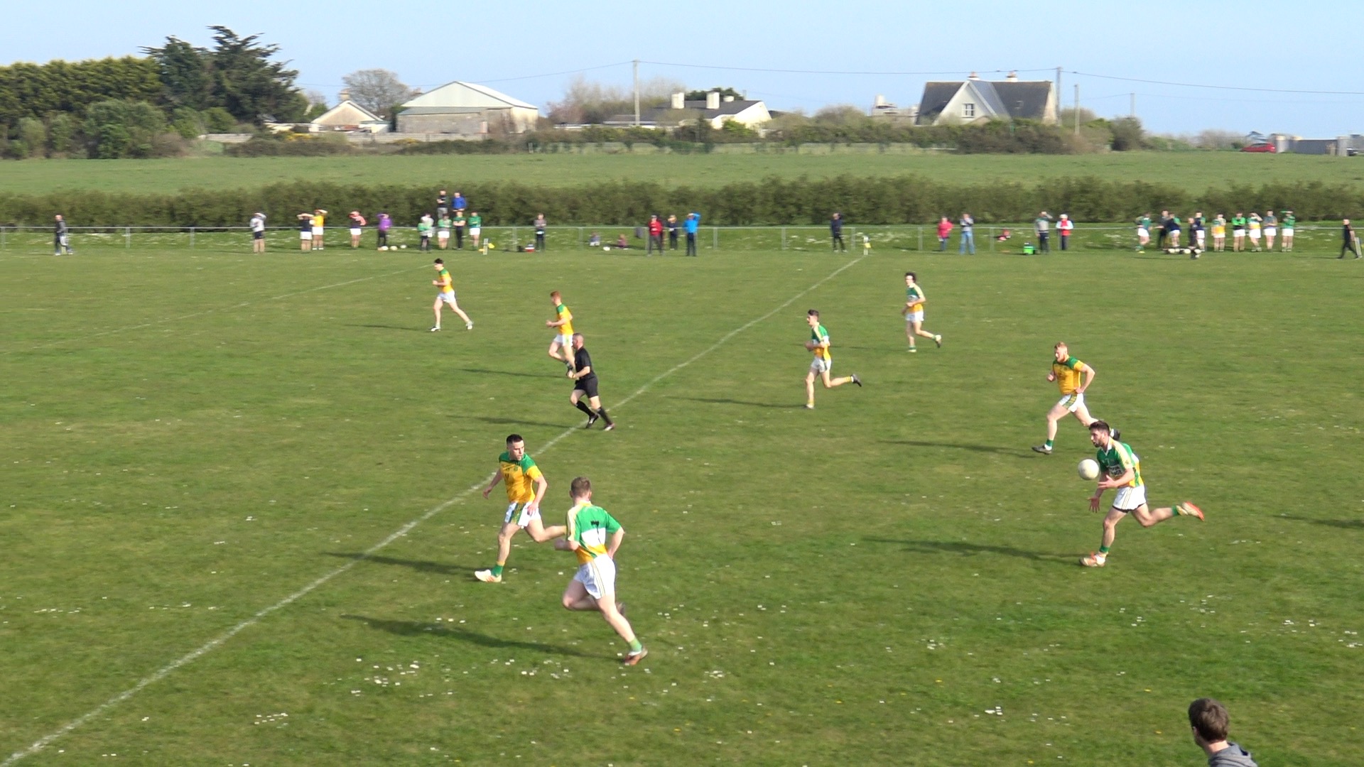 Read more about the article Highlights – St. Fintan’s go for goals
