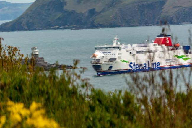 You are currently viewing Safety concerns after ship left port with bow visor open