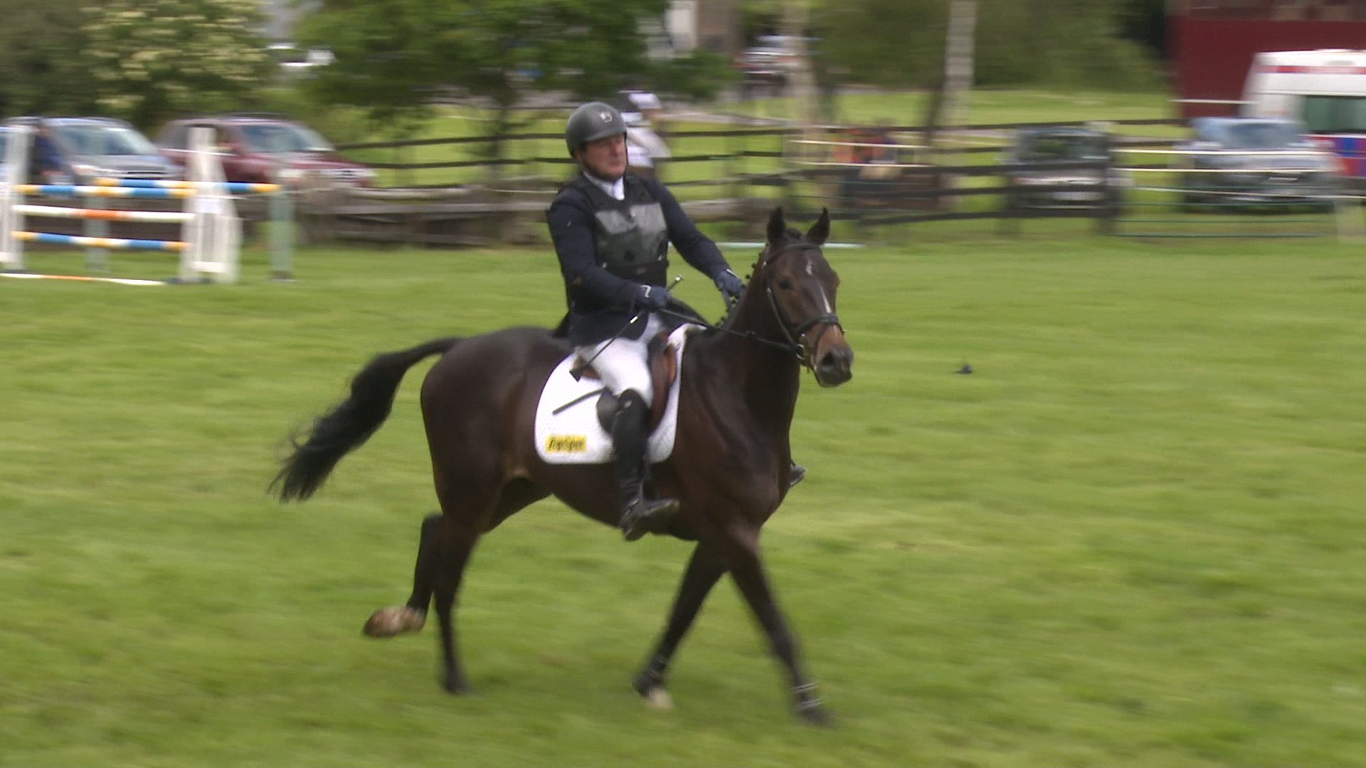 You are currently viewing Jason books two Dublin Horse Show tickets