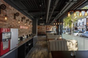 Read more about the article 15 jobs and quality chicken wings flying into Wexford