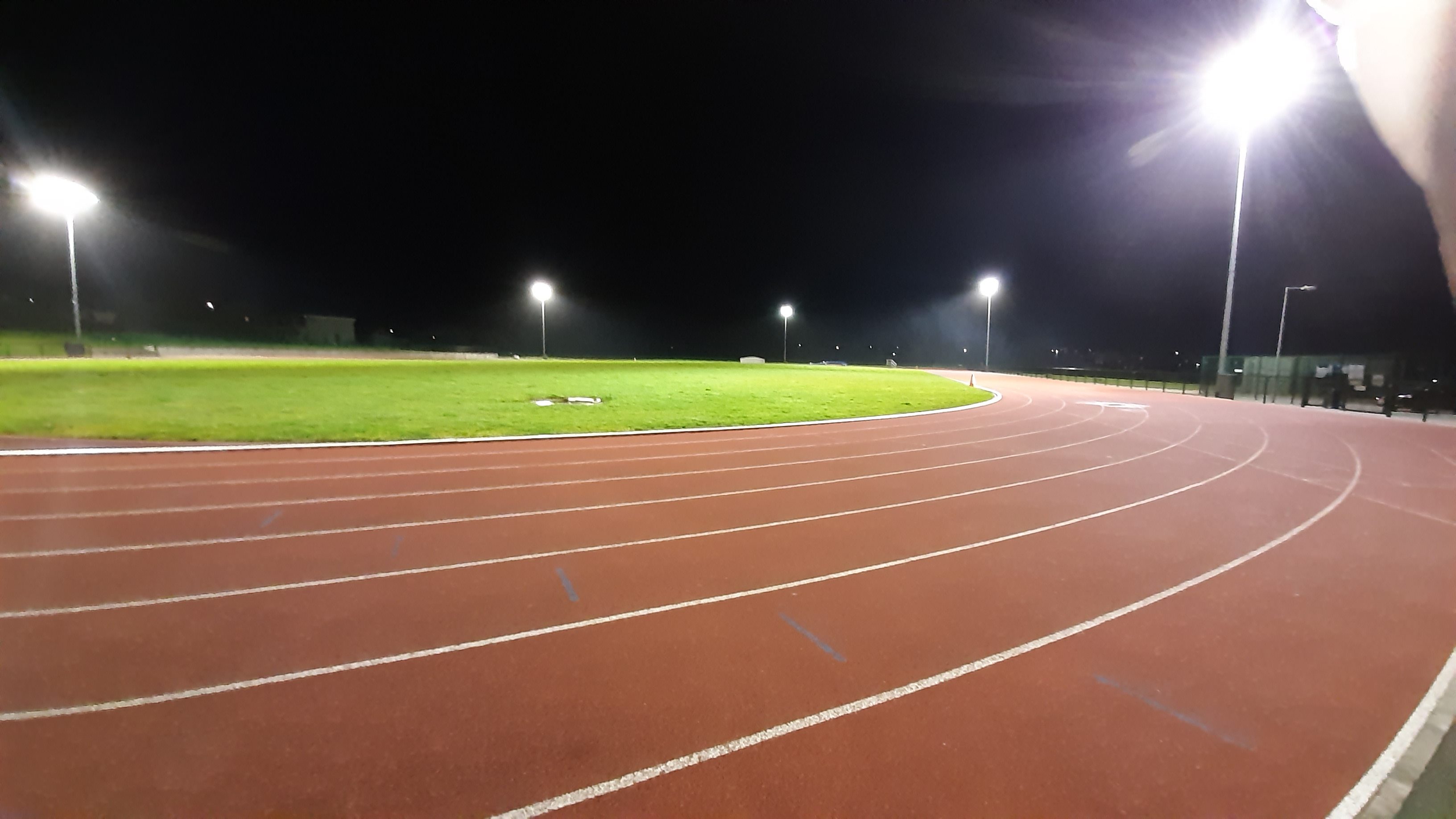 Read more about the article €300,000 funding for athletics at Enniscorthy Hub