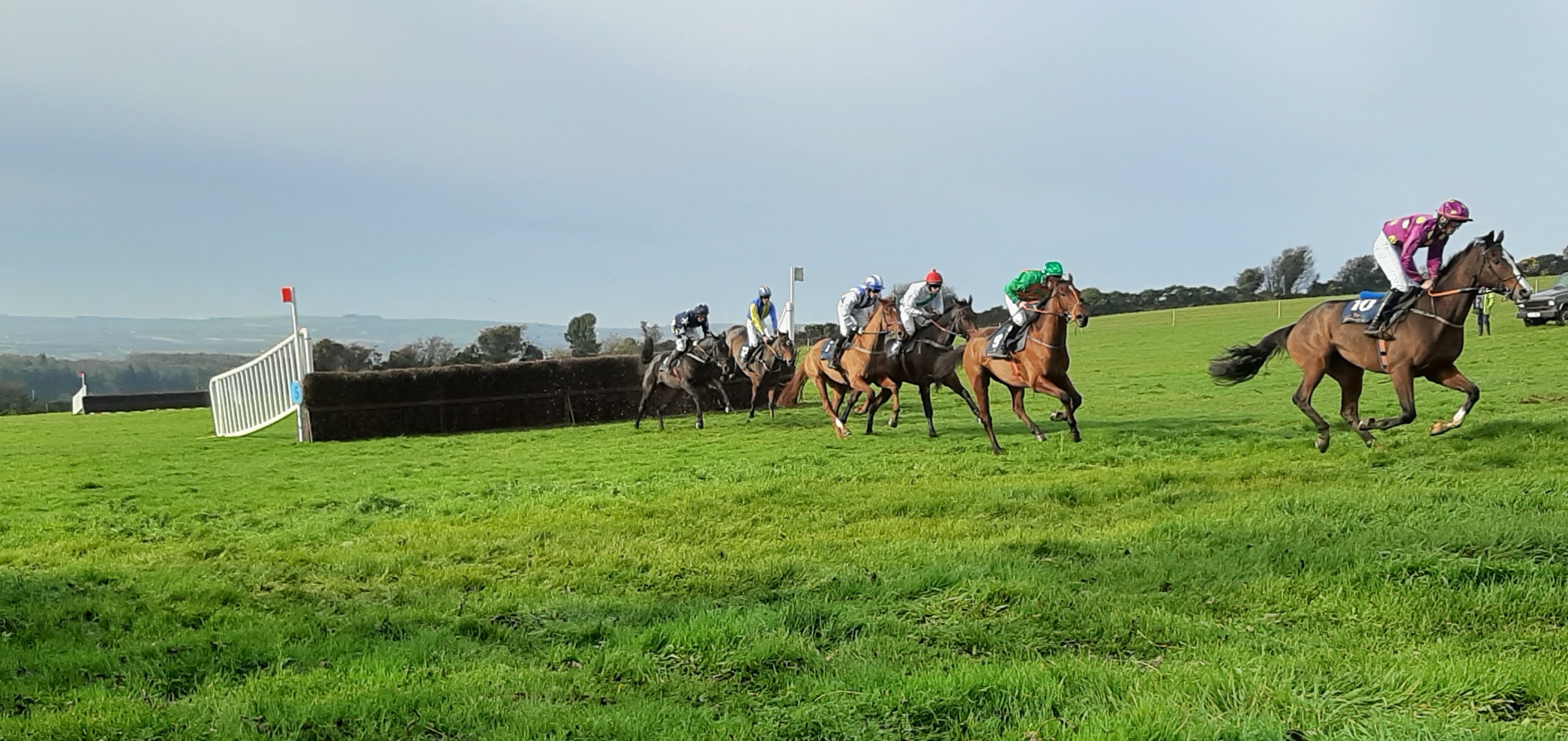 Read more about the article Sunday point-to-point at Knockmullen House