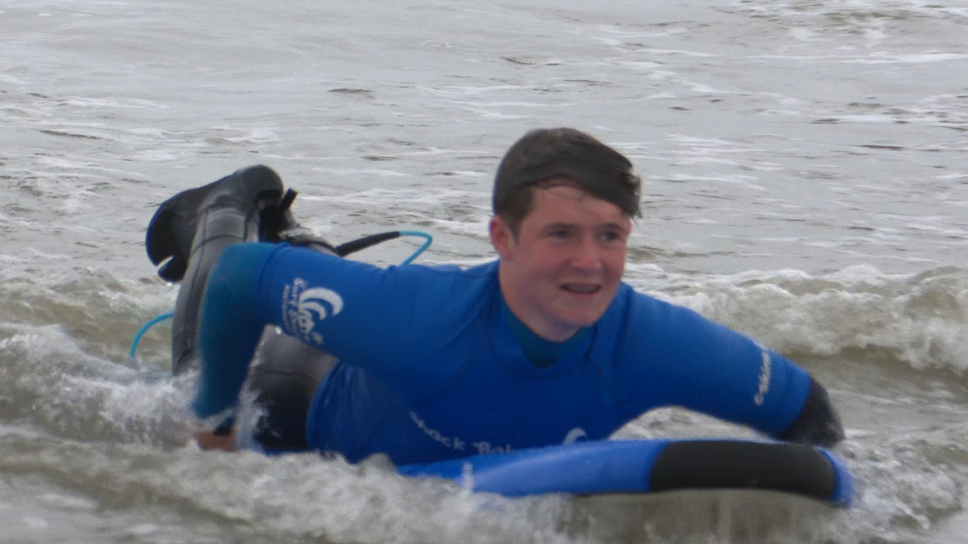 Read more about the article Learn to Surf in Curracloe