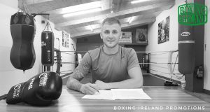 Read more about the article Dean Walsh Turns Pro
