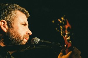 Read more about the article Mick Flannery Begins his Virtual Tour of Ireland