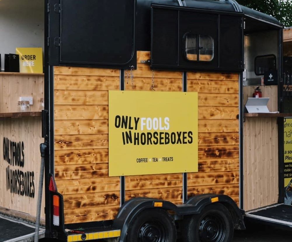 You are currently viewing ‘Only Fools in HorseBoxes’ Launches in Ferns